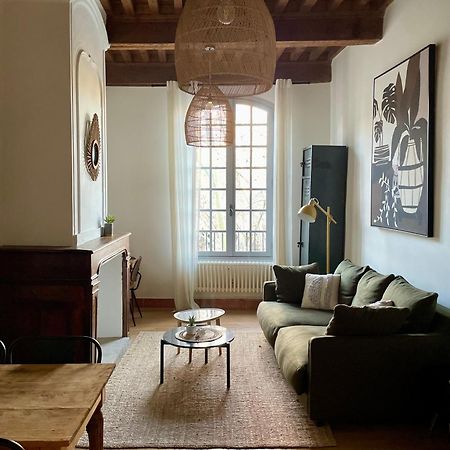 La bohème place aux herbes Uzès Esterno foto